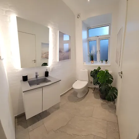 1 60m From The Harbor Διαμέρισμα