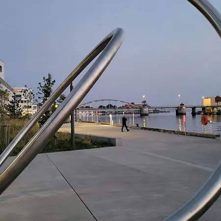 アパート 1 60m From The Harbor *